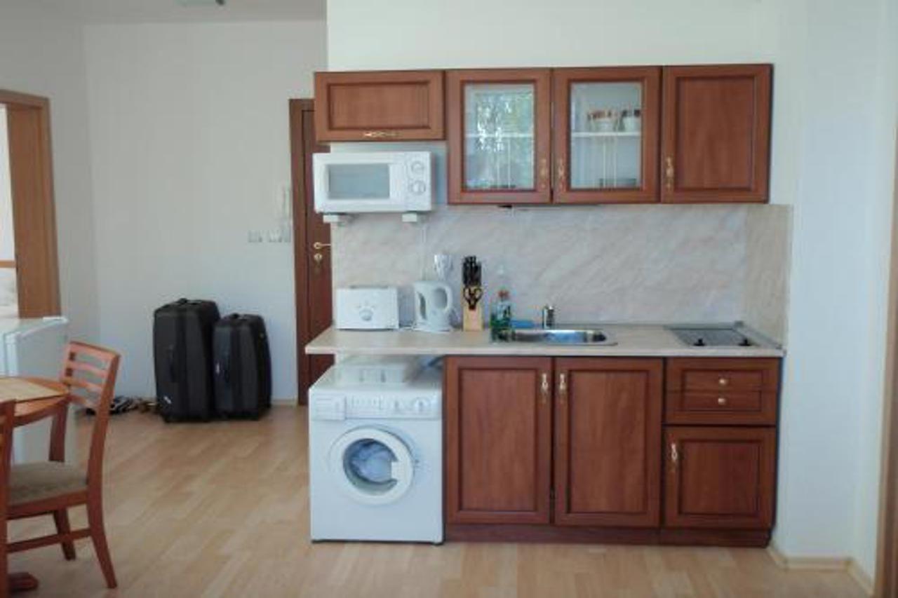 Stella Polaris Apartcomplex מלון דירות 3*
